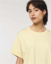 T-SHIRT DA DONNA CON MANICA ARROTOLATA